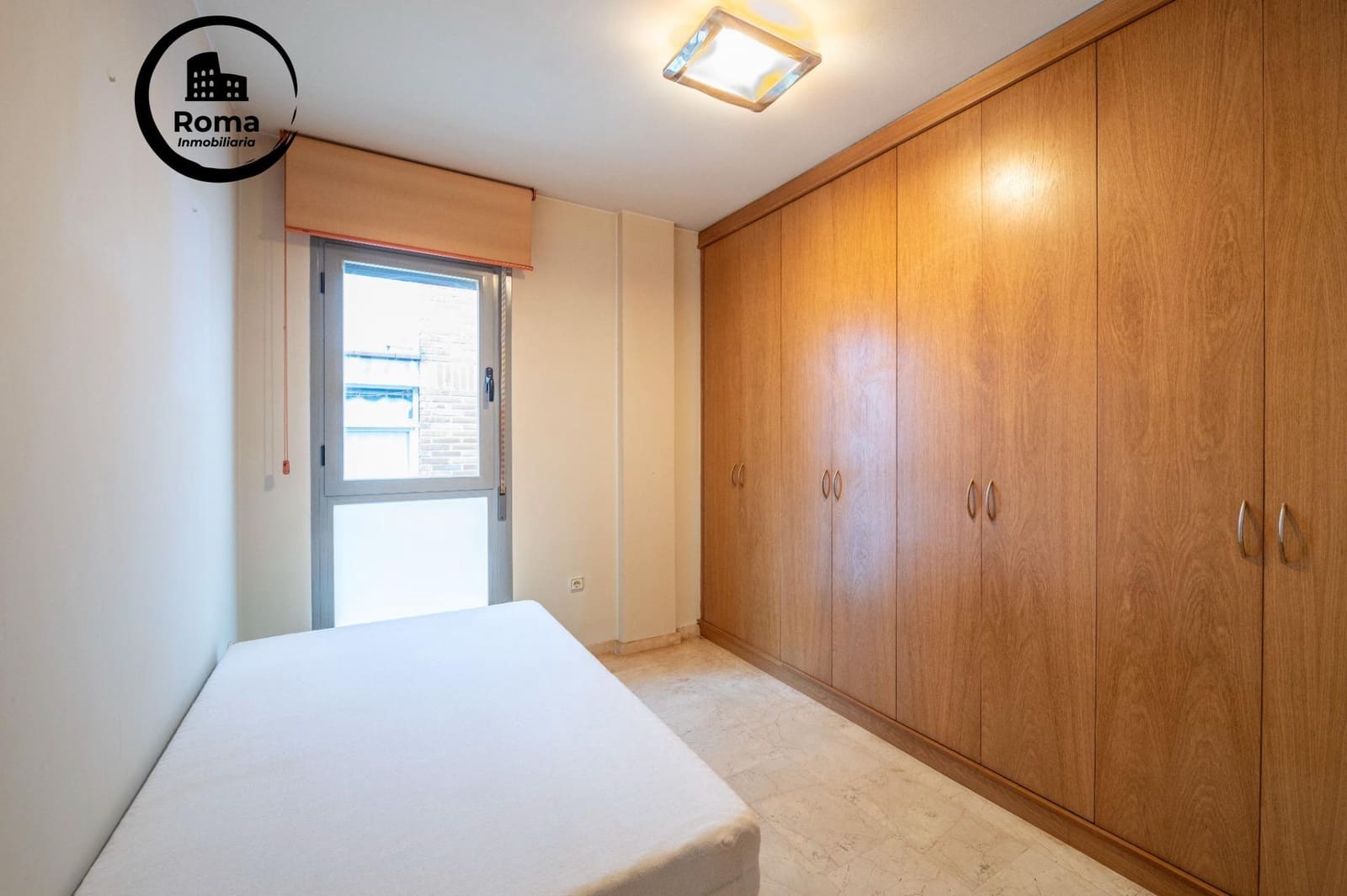 Piso de 5 habitaciones en Granada ciudad en venta con garaje - 368.000 € (Ref: 9625829)