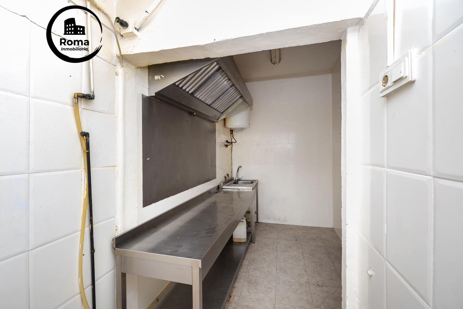 Yritys myytävänä paikassa Maracena - 280 000 € (Ref: 9625838)