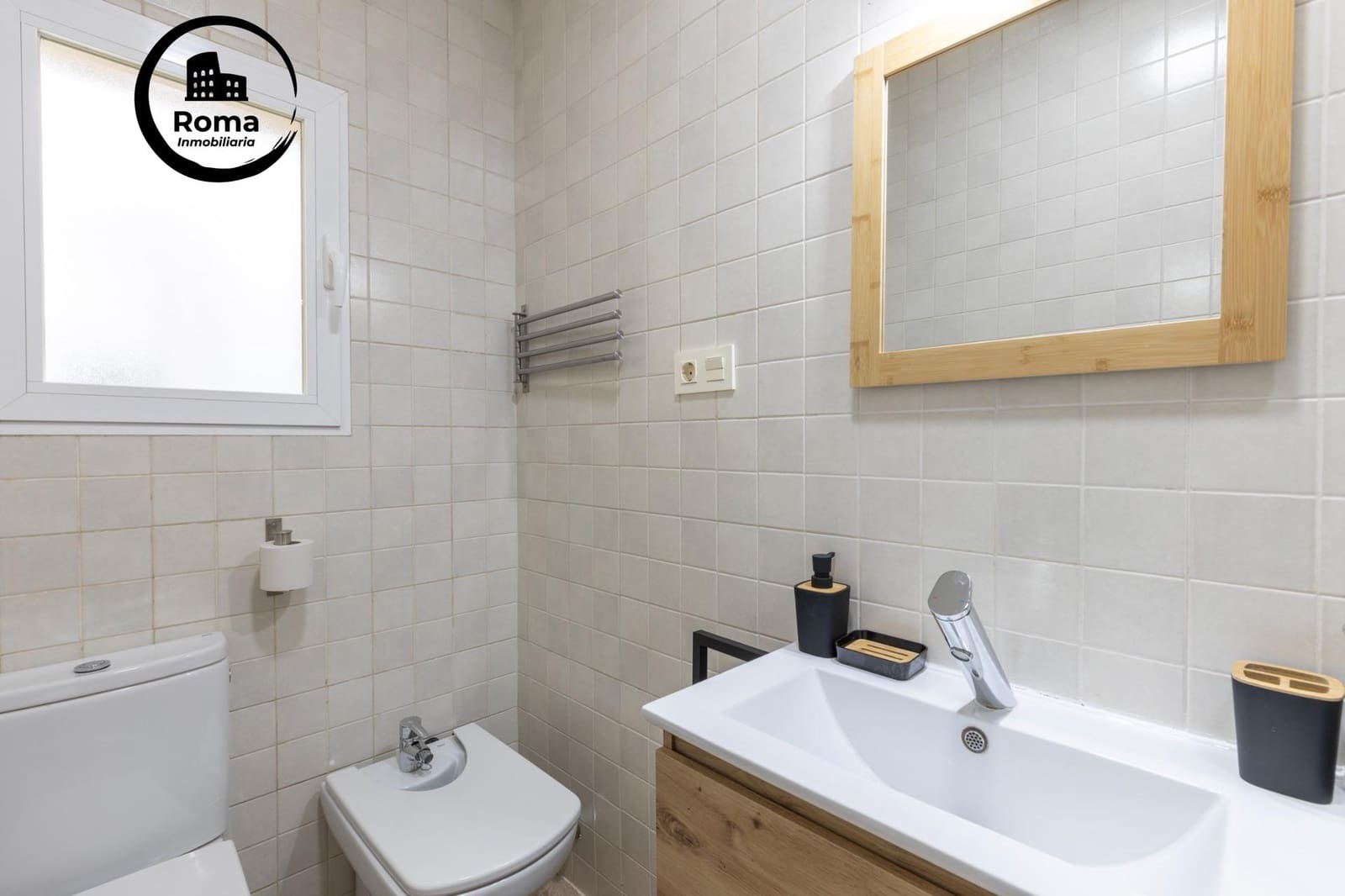 Piso de 2 habitaciones en Granada ciudad en venta - 239.000 € (Ref: 9625839)