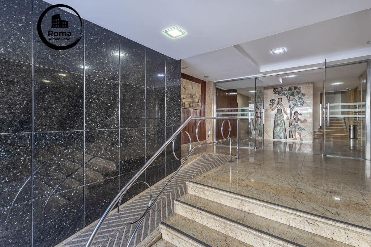 Piso de 3 habitaciones en Granada ciudad en venta - 420.000 € (Ref: 9625844)