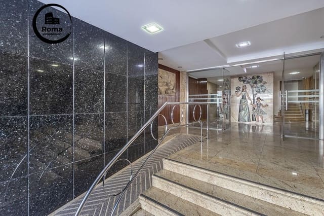 Piso de 3 habitaciones en Centro, Granada ciudad en venta - 420.000 € (Ref: 9625844)