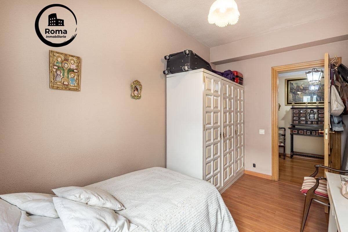 Piso de 3 habitaciones en Granada ciudad en venta - 420.000 € (Ref: 9625844)