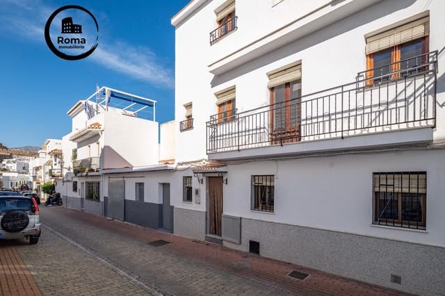 8 bedroom Townhouse for sale in Salobreña - € 235,000 (Ref: 9625847)