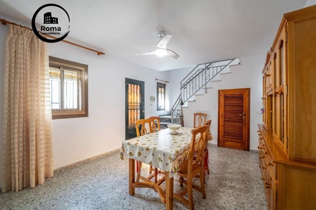 8 bedroom Townhouse for sale in Salobreña - € 235,000 (Ref: 9625847)