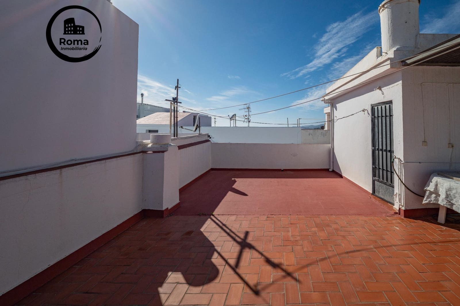 8 sypialnia Dom na sprzedaż w Salobrena - 235 000 € (Ref: 9625847)