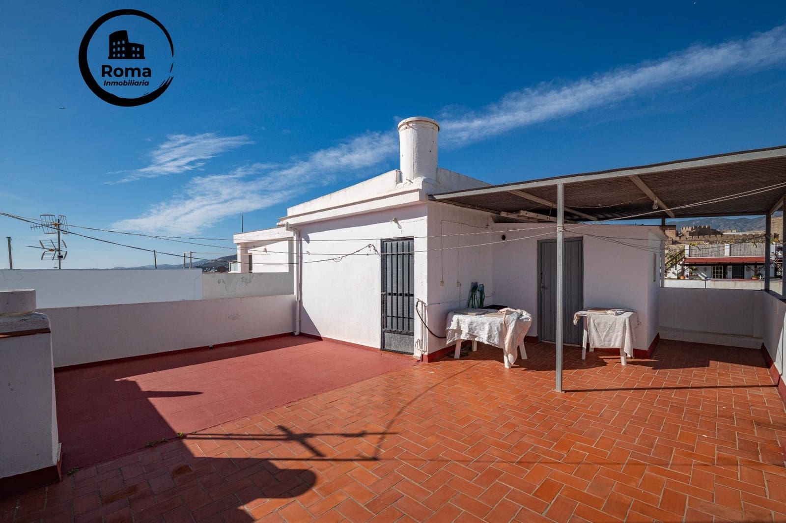 8 sypialnia Dom na sprzedaż w Salobrena - 235 000 € (Ref: 9625847)