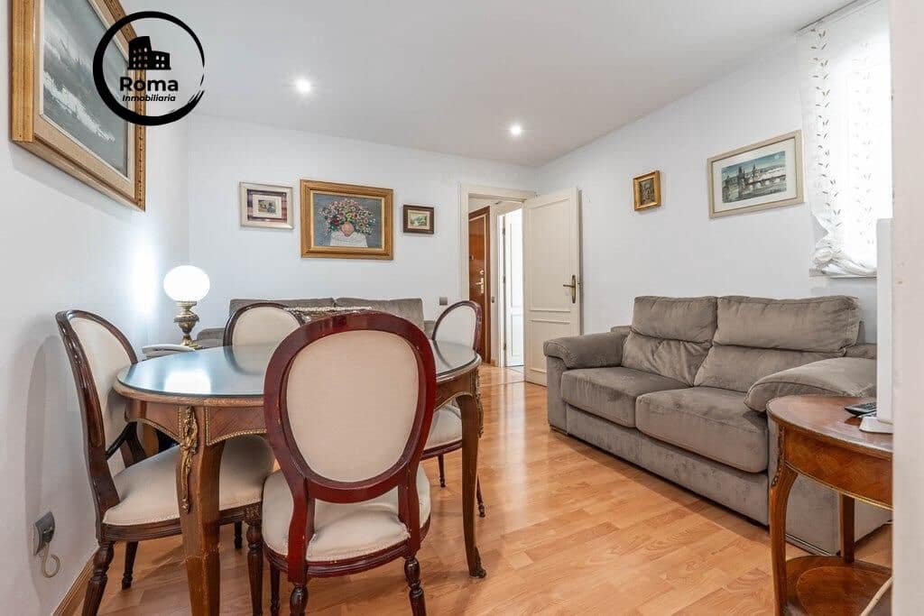 Ático de 4 habitaciones en Granada ciudad en venta - 439.000 € (Ref: 9627717)