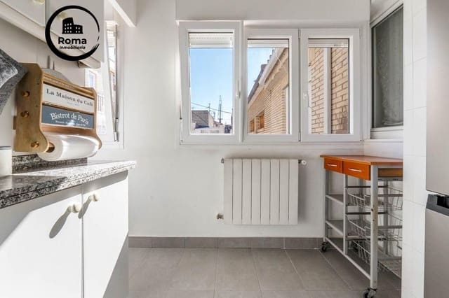 Ático de 4 habitaciones en Granada ciudad en venta - 439.000 € (Ref: 9627717)