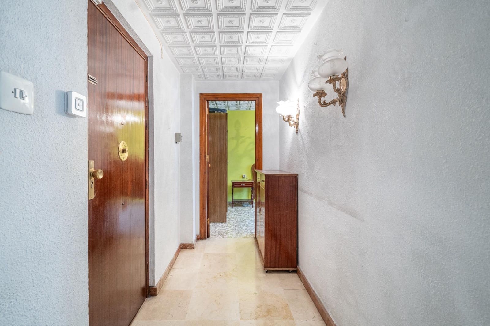 4 Zimmer Wohnung zu verkaufen in Granada Stadt mit Garage - 375.000 € (Ref: 9627723)