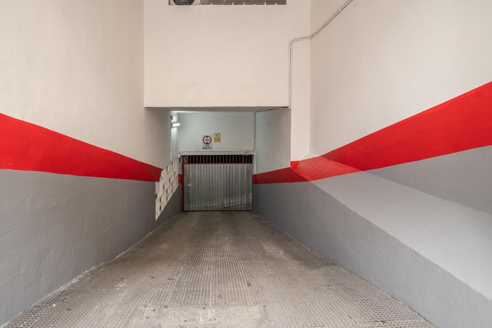 4 Zimmer Wohnung zu verkaufen in Granada Stadt mit Garage - 375.000 € (Ref: 9627723)