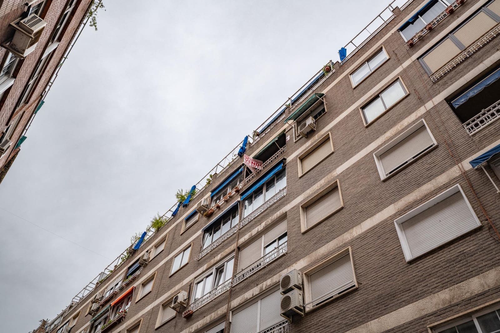 4 Zimmer Wohnung zu verkaufen in Granada Stadt mit Garage - 375.000 € (Ref: 9627723)