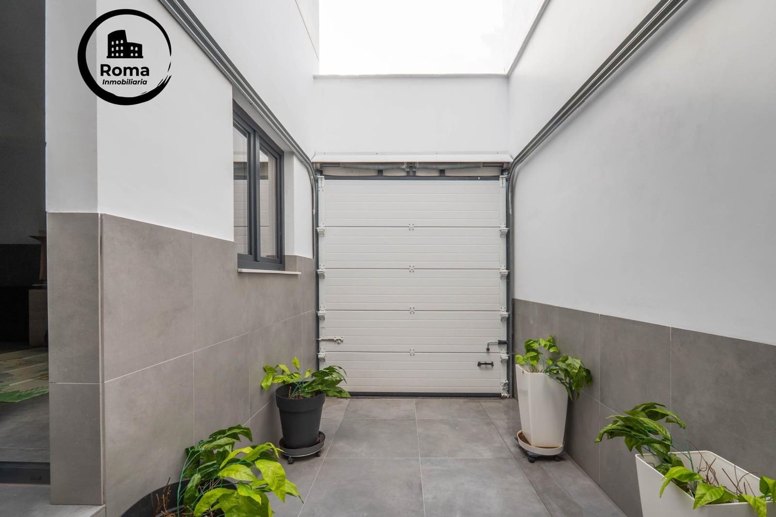 3 bedroom Terraced Villa for sale in Albolote with garage - € 375,000 (Ref: 9627724)