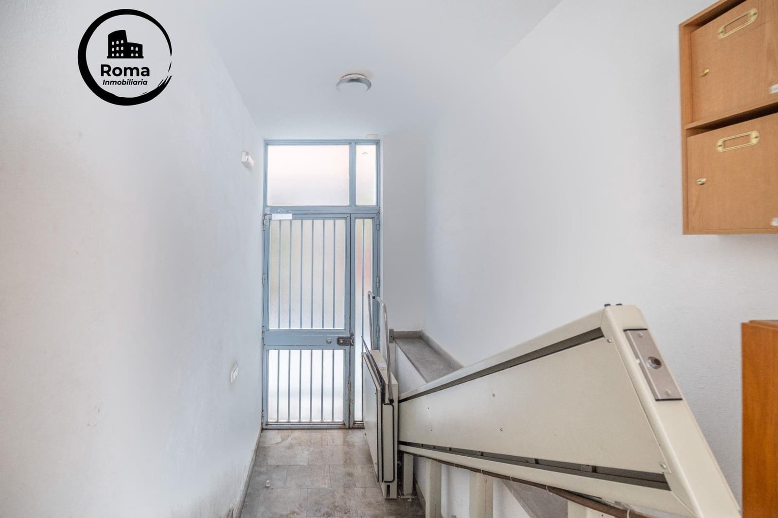 Piso de 5 habitaciones en Granada ciudad en venta con garaje - 358.000 € (Ref: 9627725)