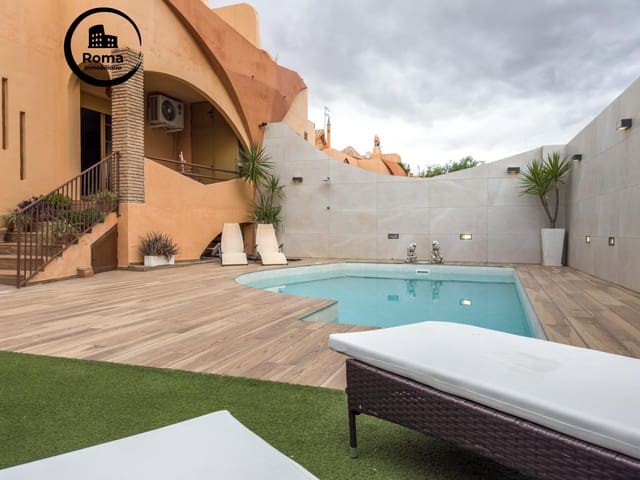 Pareado de 4 habitaciones en Las Gabias en venta con piscina garaje - 385.000 € (Ref: 9627730)