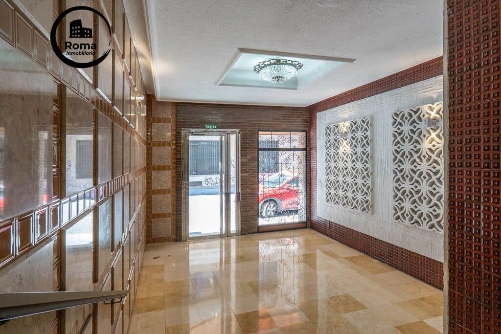 4 soverom Penthouse til salgs i Granada by - € 439 000 (Ref: 9630161)