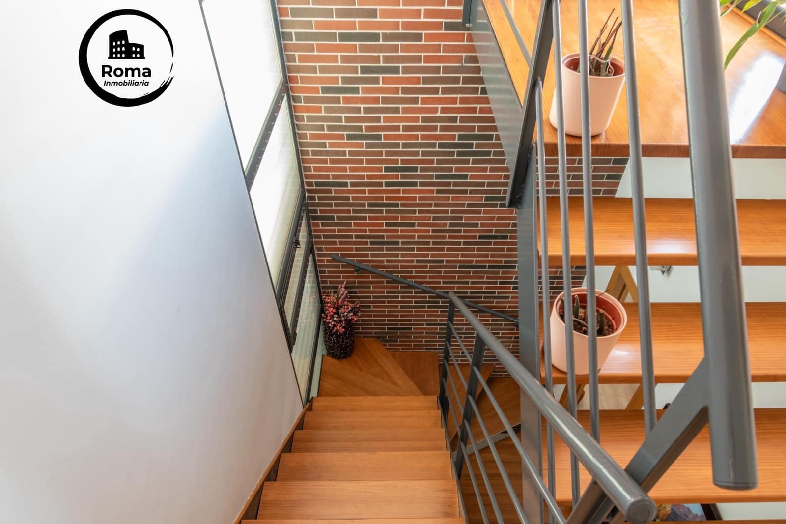 Chalet de 4 habitaciones en Alhendín en venta con piscina garaje - 449.000 € (Ref: 9630165)