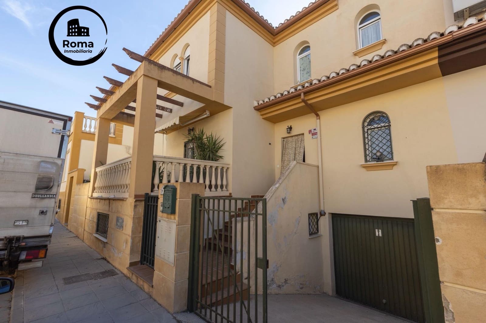 4 sypialnia Dom blizniak na sprzedaż w Albolote z garażem - 299 900 € (Ref: 9630201)