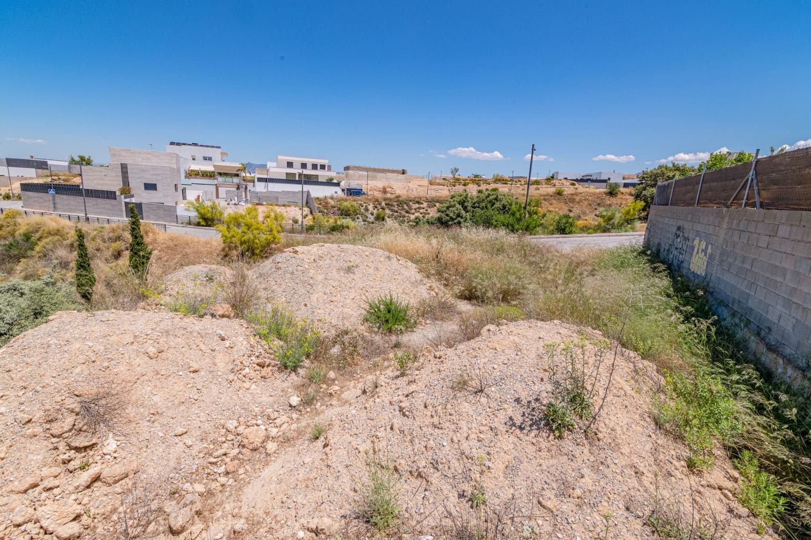 Terrain à Bâtir à vendre à La Zubia - 83 000 € (Ref: 9634425)