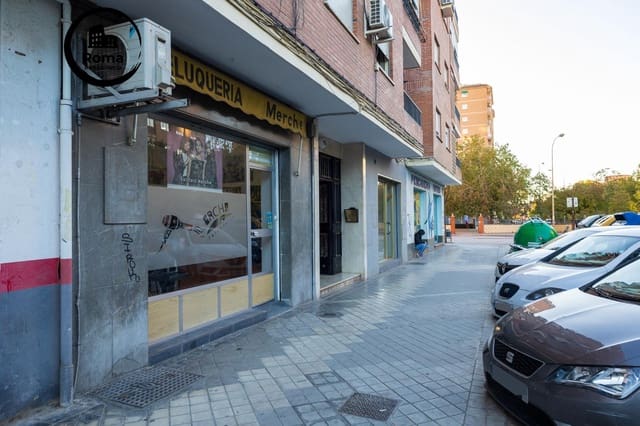 Commercial for sale in Granada city - € 95,000 (Ref: 9634453)