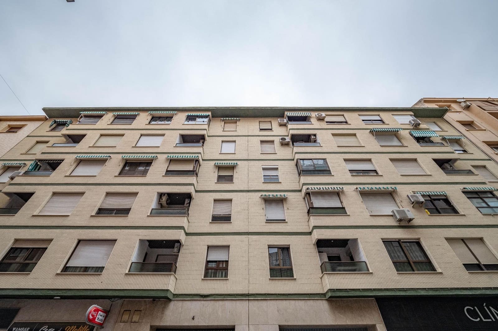 3 slaapkamer Flat te koop in Granada stad met garage - € 398.000 (Ref: 9634456)