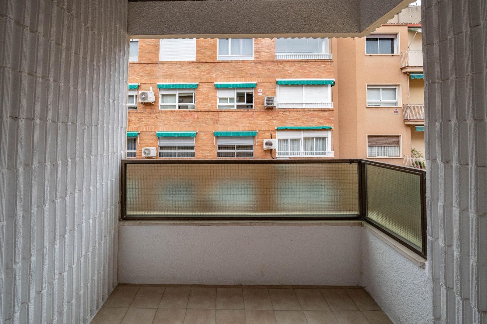3 slaapkamer Flat te koop in Granada stad met garage - € 398.000 (Ref: 9634456)