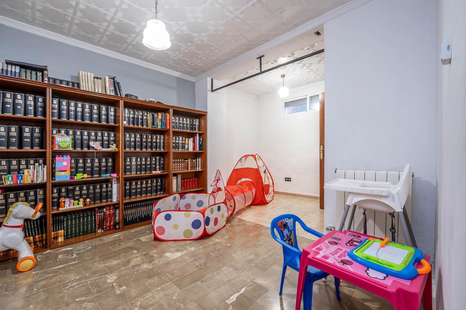 4 sypialnia Dom blizniak na sprzedaż w Huetor Vega z basenem - 315 000 € (Ref: 9634462)