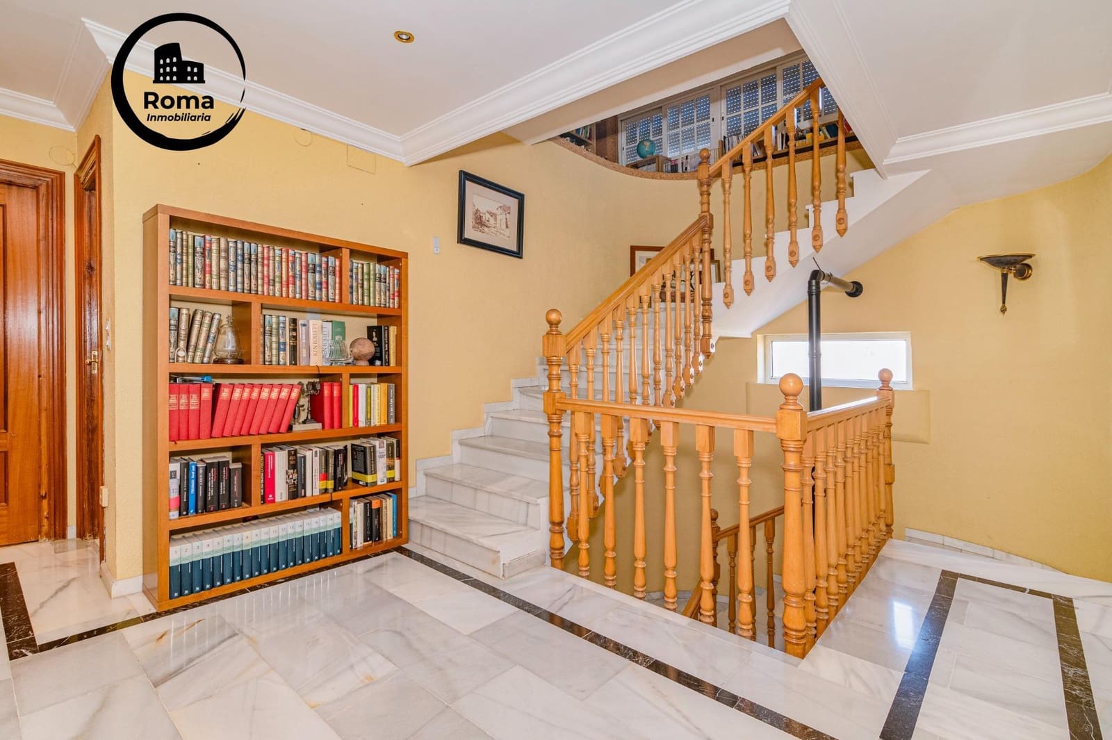 6 bedroom Villa for sale in Gojar with garage - € 480,000 (Ref: 9637734)