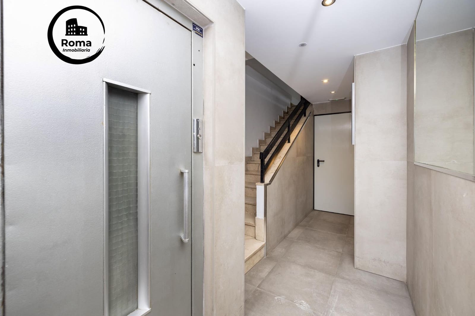 2 Zimmer Wohnung zu verkaufen in Granada Stadt - 360.000 € (Ref: 9645166)