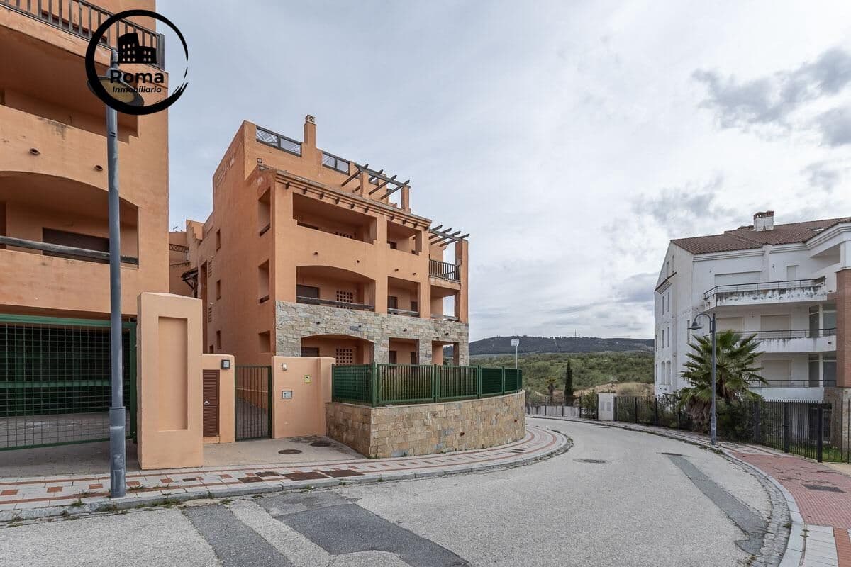 1 slaapkamer Flat te koop in Atarfe met zwembad garage - € 109.000 (Ref: 9645168)