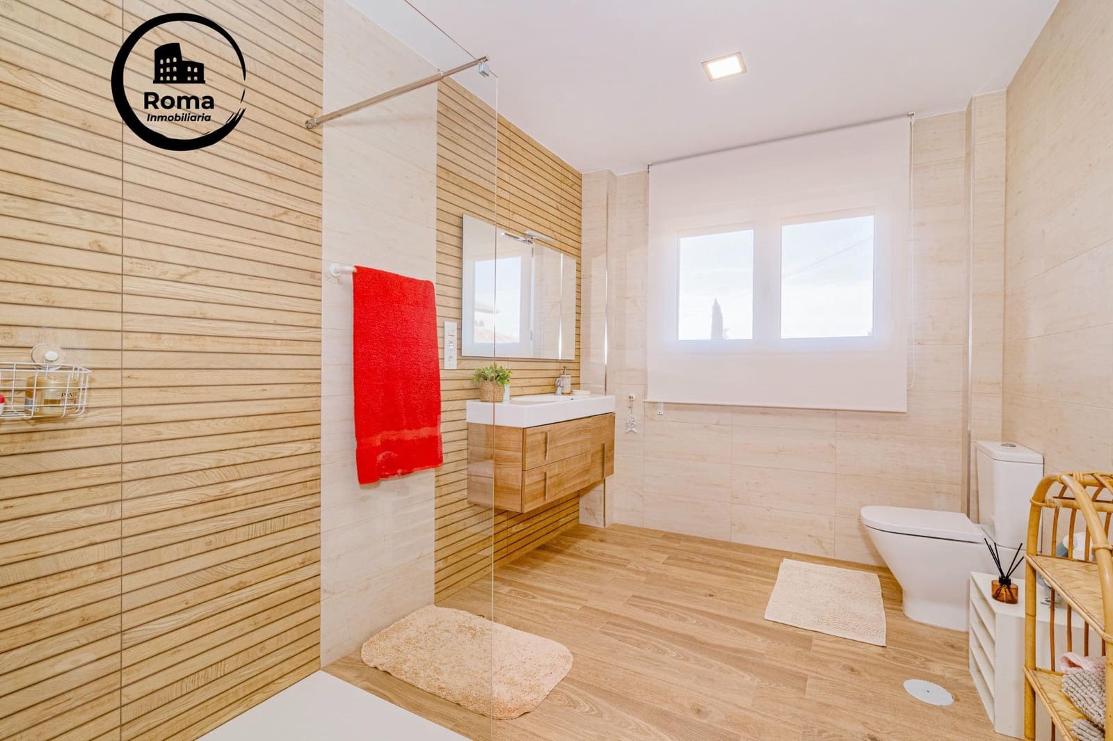 Chalet de 6 habitaciones en Gójar en venta con garaje - 480.000 € (Ref: 9645169)