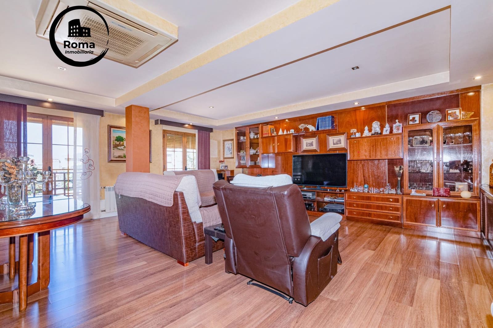 6 makuuhuone Rivitalo myytävänä paikassa Granada kaupunki - 385 000 € (Ref: 9648300)