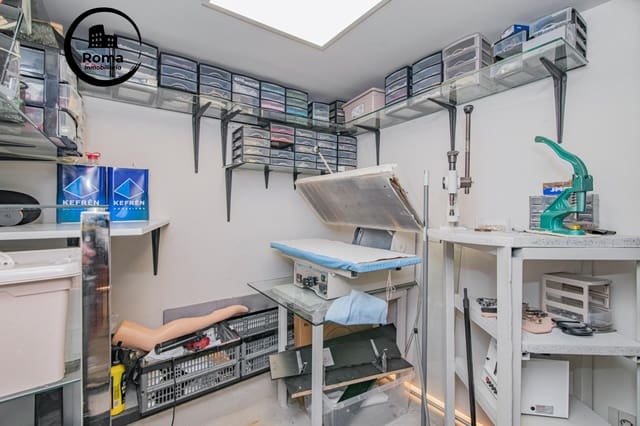 Gewerbe zu verkaufen in Granada Stadt - 259.000 € (Ref: 9648305)