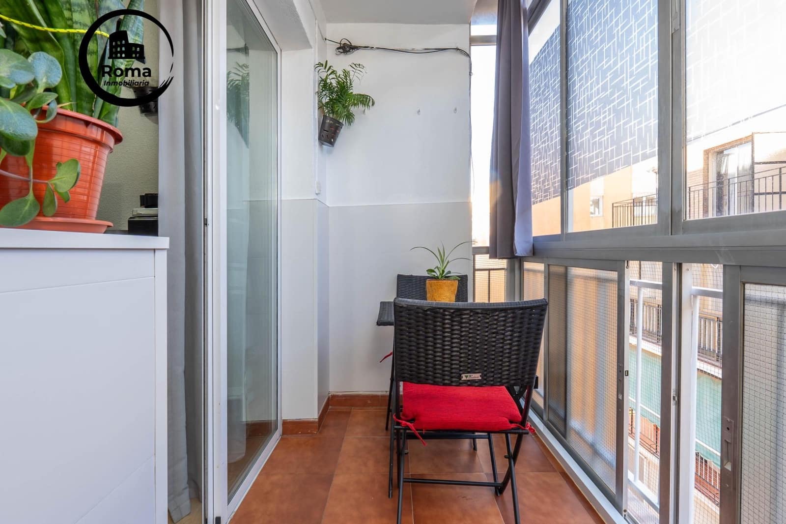 Piso de 3 habitaciones en Granada ciudad en venta - 249.000 € (Ref: 9648306)