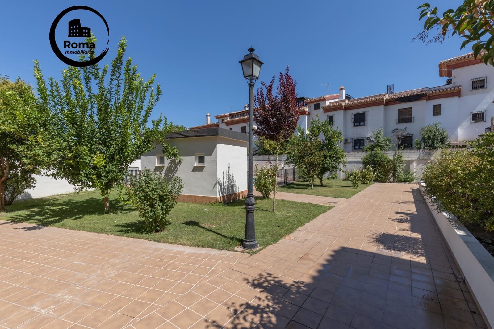 2 quarto Apartamento para venda em La Zubia com piscina - 160 000 € (Ref: 9648311)