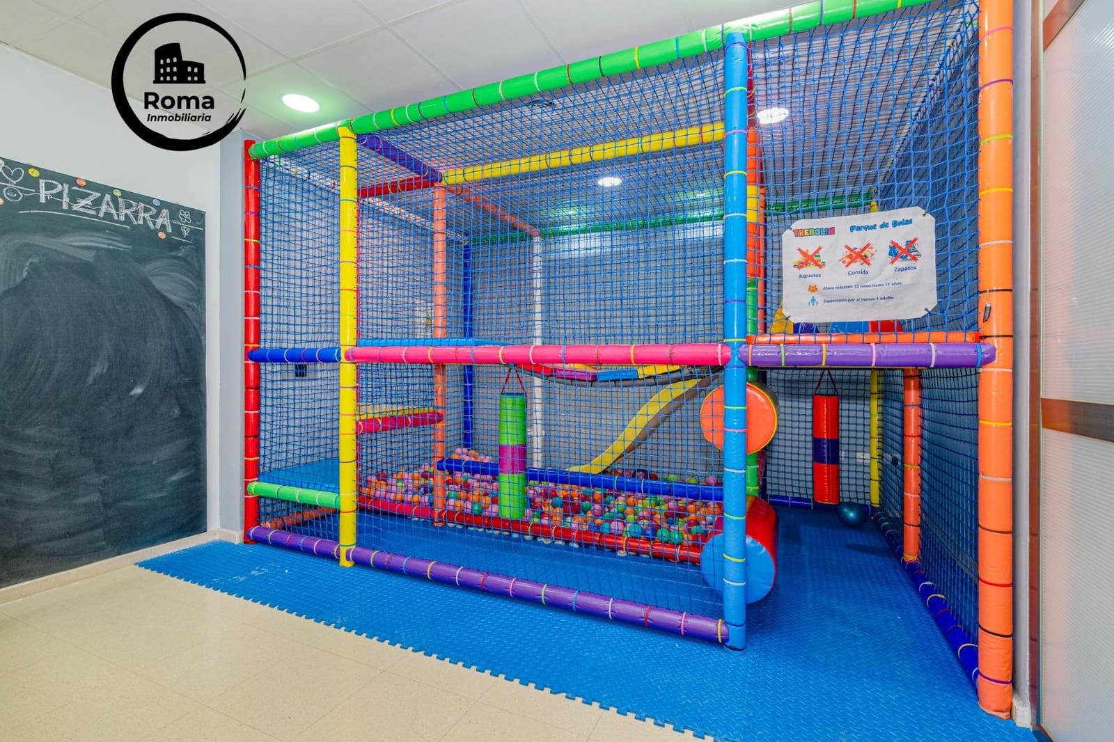 Erhverv til salg i Santa Fe - € 120.000 (Ref: 9648322)