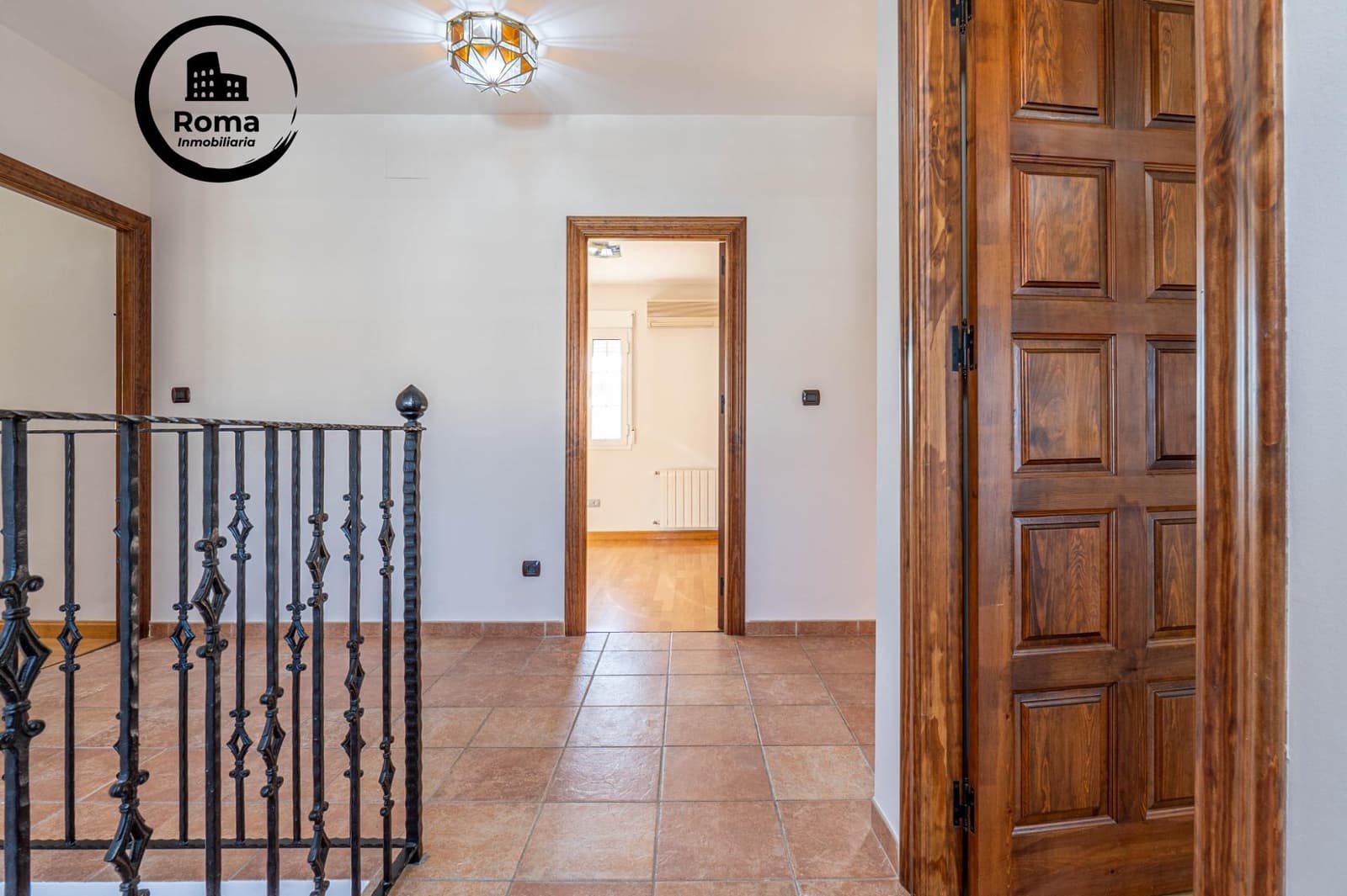 Chalet de 5 habitaciones en Santa Fe en venta con piscina garaje - 450.000 € (Ref: 9648323)