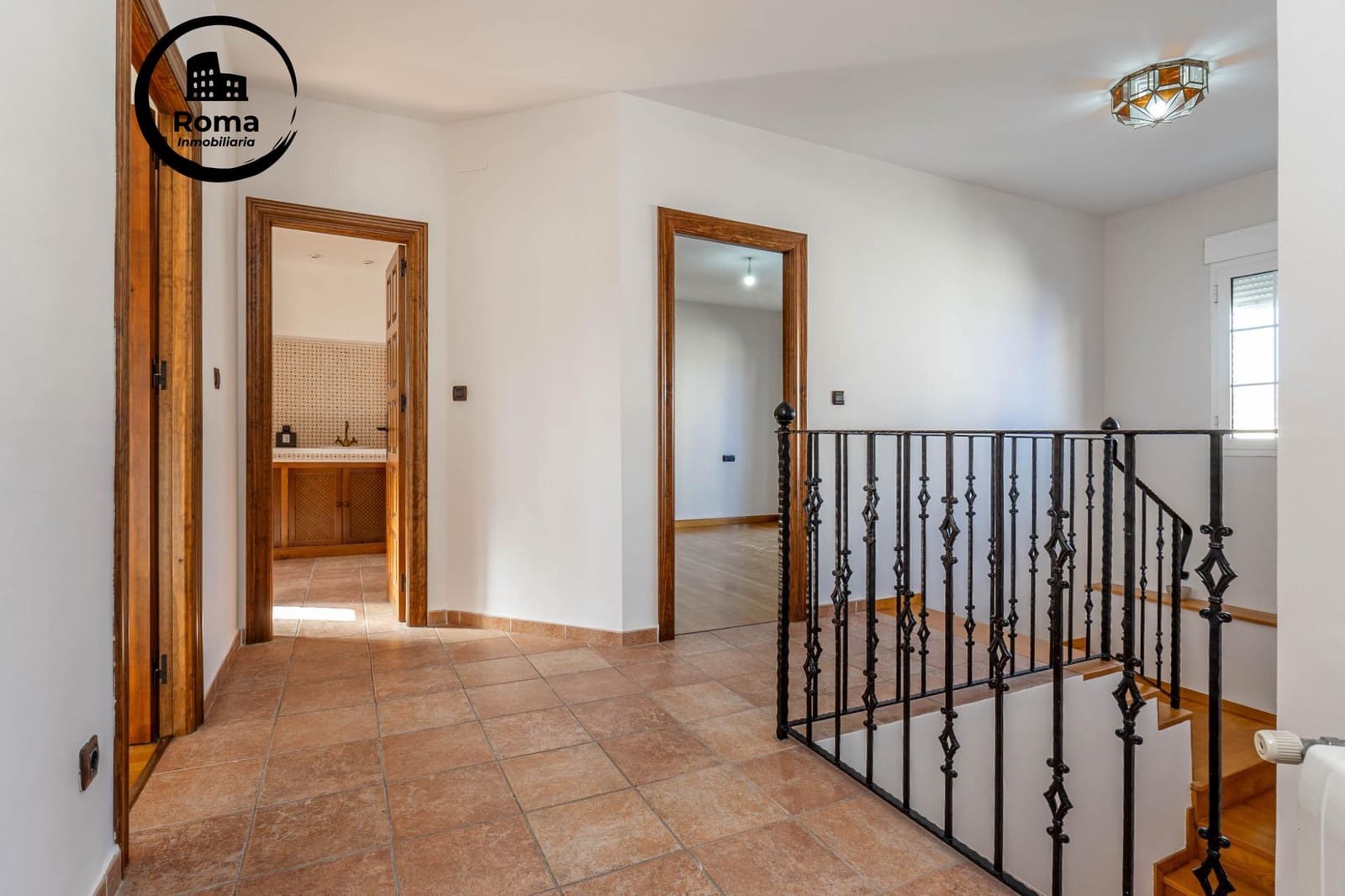 Chalet de 5 habitaciones en Santa Fe en venta con piscina garaje - 450.000 € (Ref: 9648323)