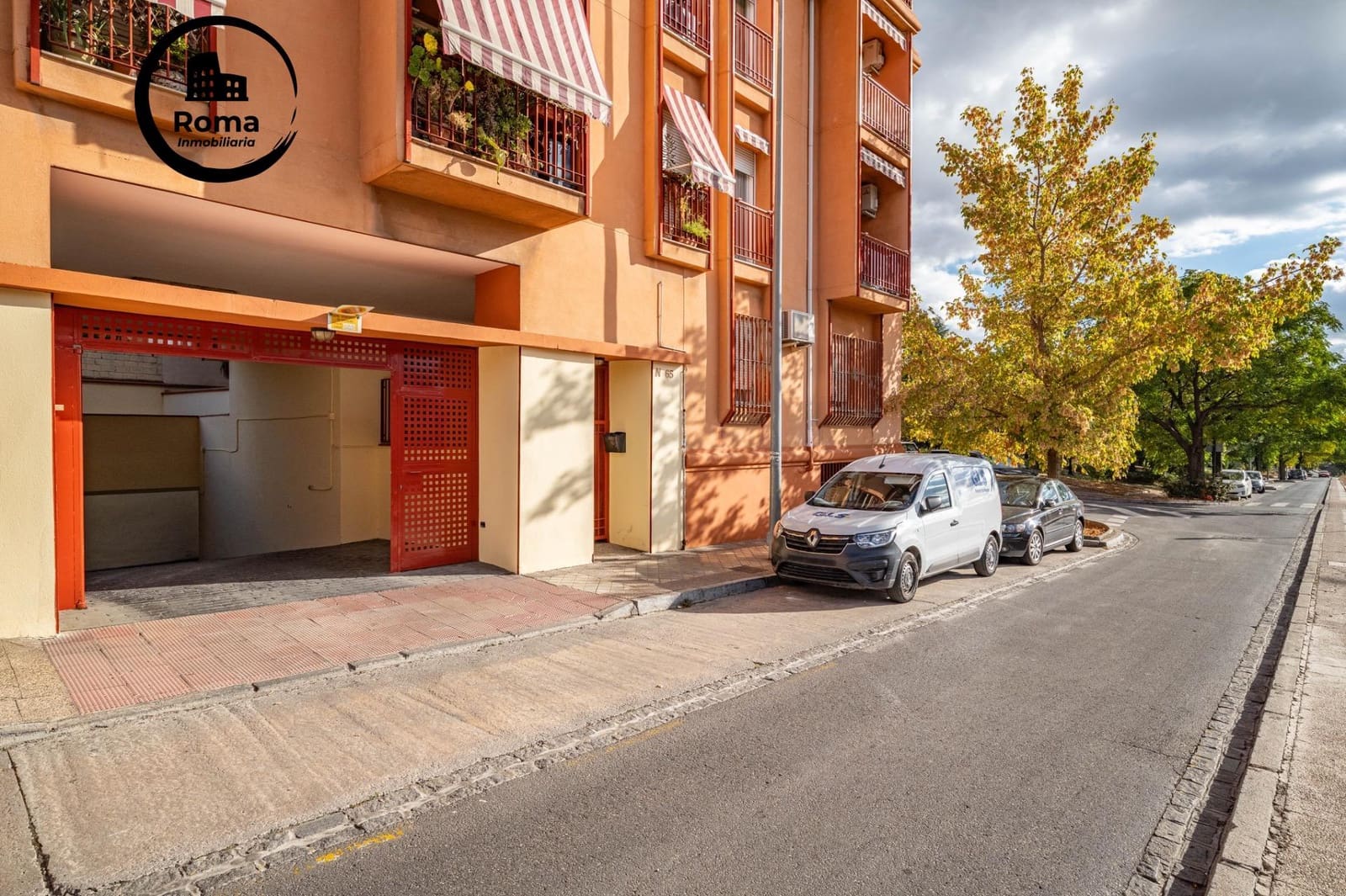 3 bedroom Flat for sale in Granada city with garage - € 227,990 (Ref: 9648324)