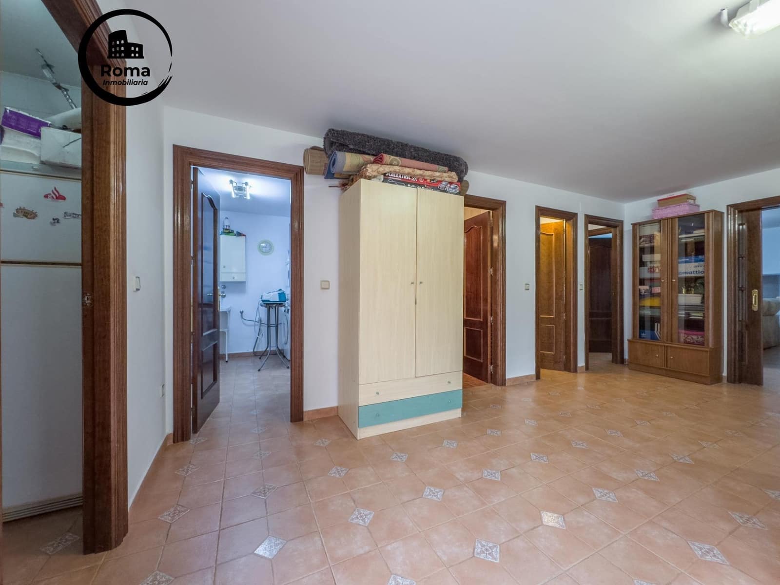 4 soverom Kjedet enebolig til salgs i Las Gabias med svømmebasseng garasje - € 385 000 (Ref: 9648333)