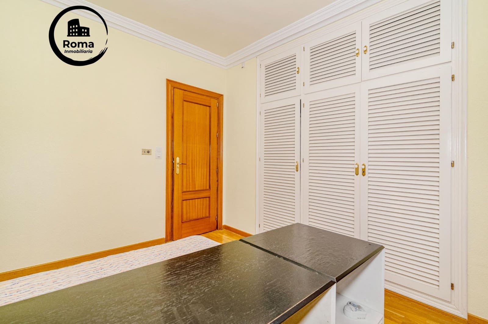 6 quarto Moradia para venda em Gojar com garagem - 480 000 € (Ref: 9652148)