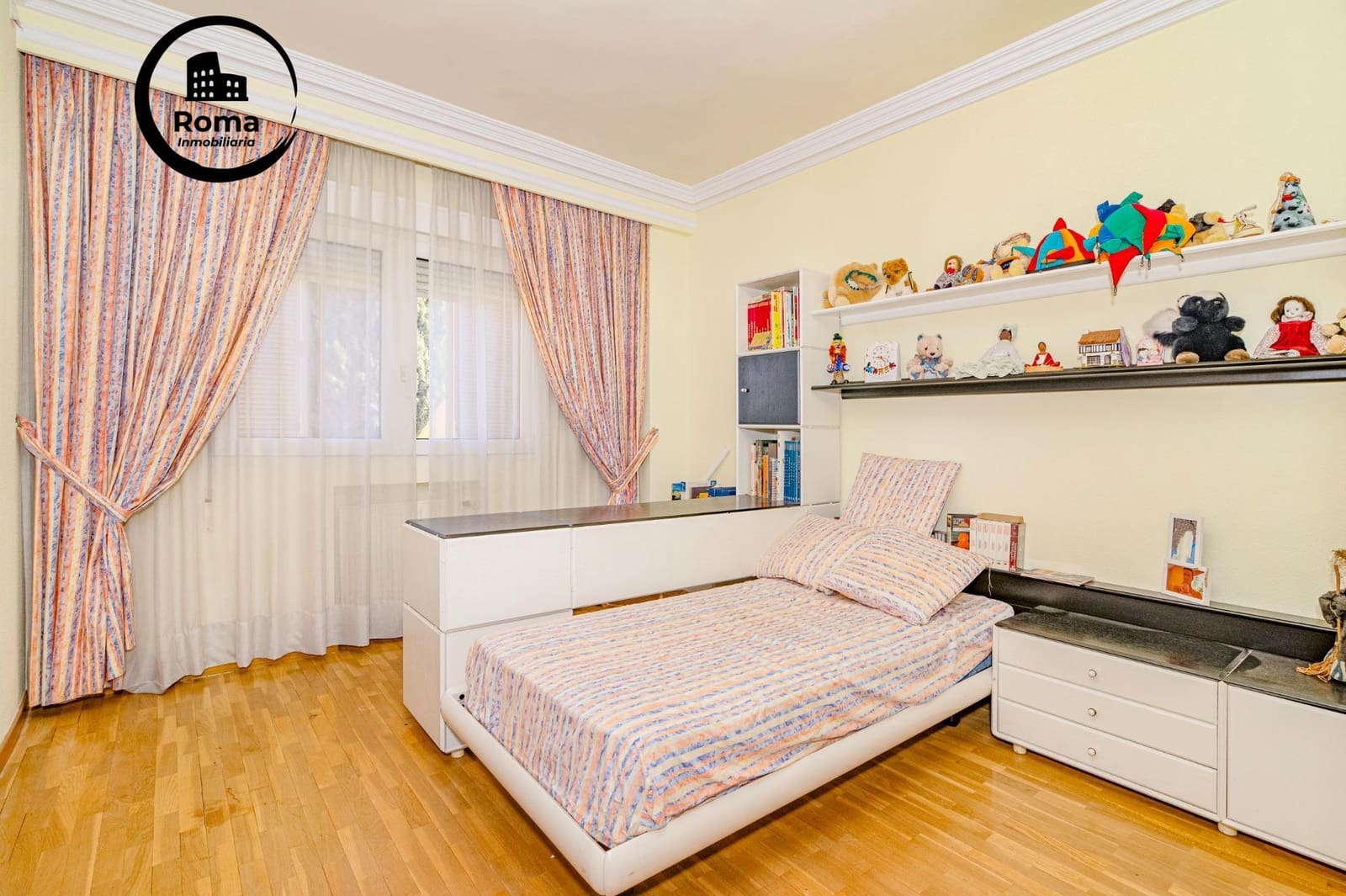 6 quarto Moradia para venda em Gojar com garagem - 480 000 € (Ref: 9652148)