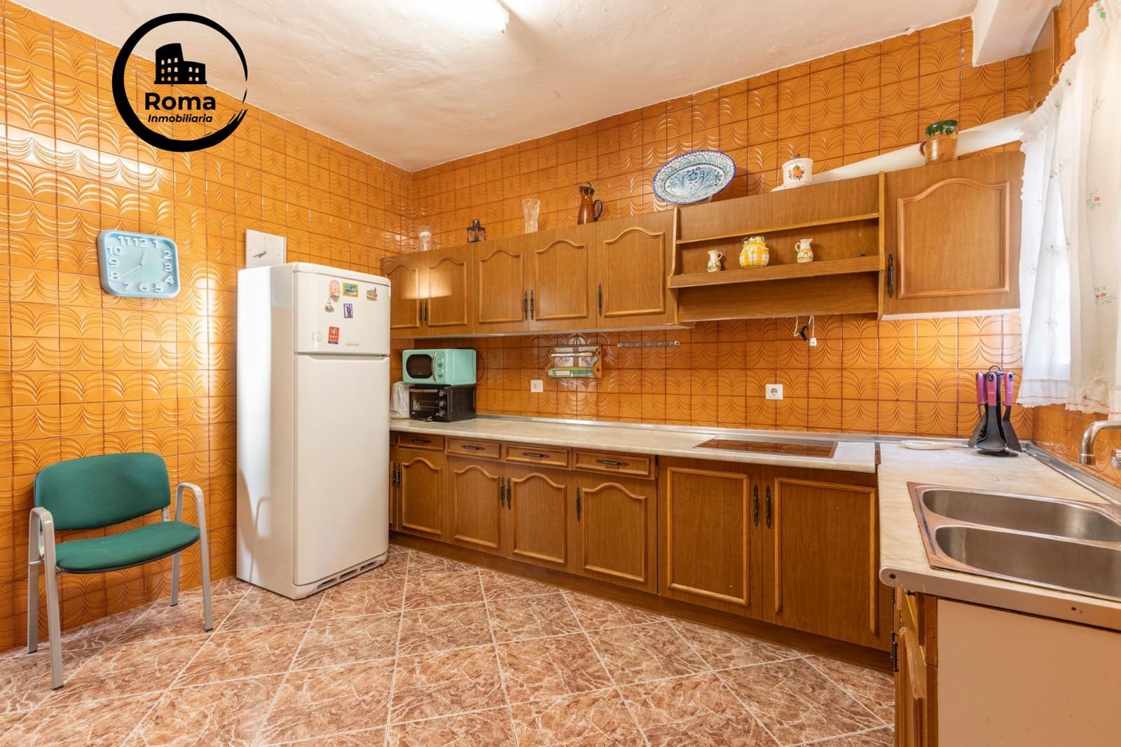 3 chambre Villa/Maison à vendre à Huetor Tajar avec garage - 170 000 € (Ref: 9652149)