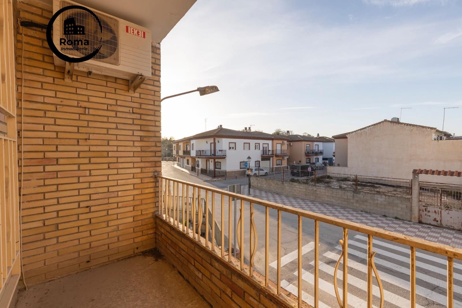 3 chambre Villa/Maison à vendre à Huetor Tajar avec garage - 170 000 € (Ref: 9652149)