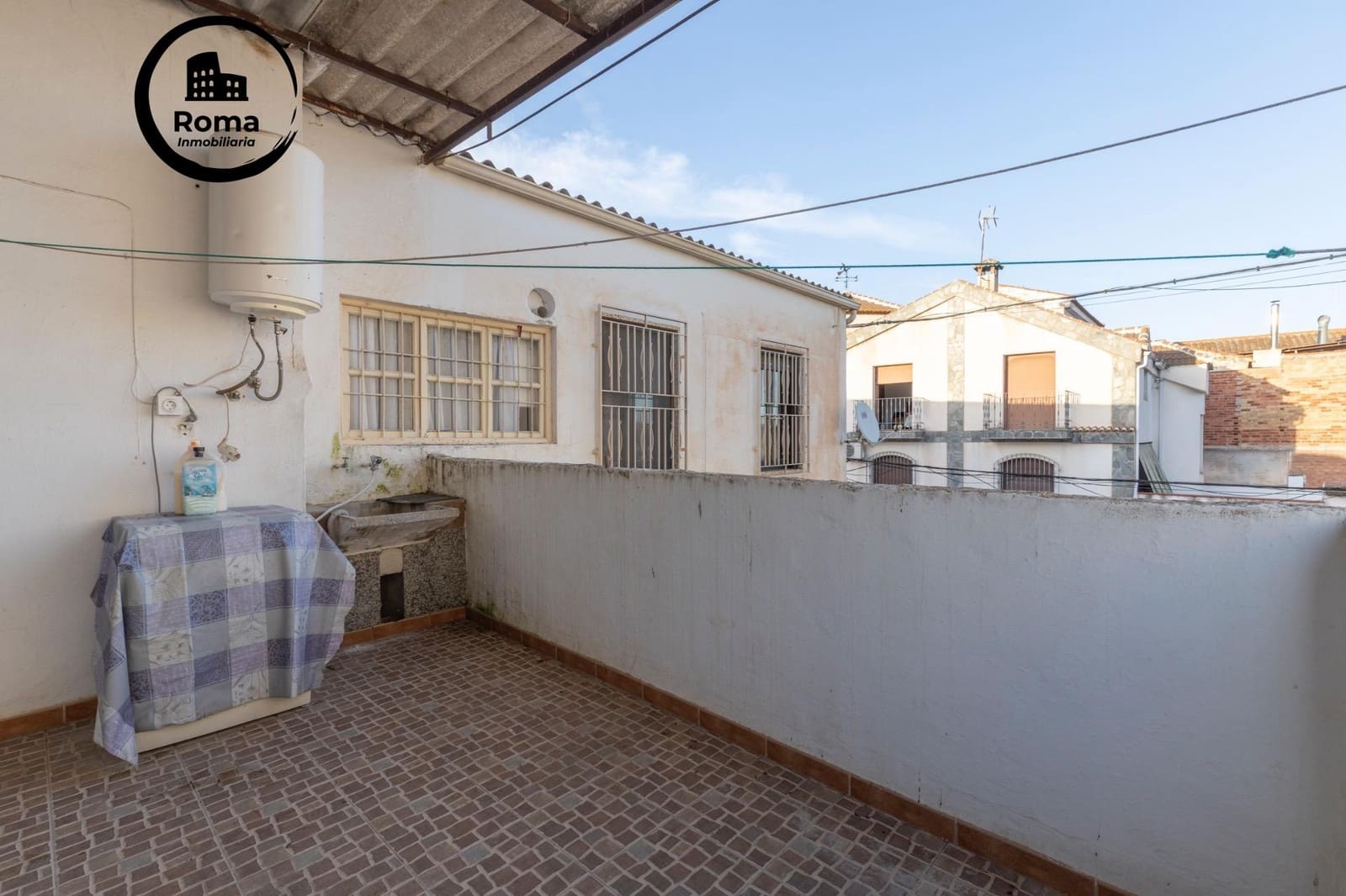 3 chambre Villa/Maison à vendre à Huetor Tajar avec garage - 170 000 € (Ref: 9652149)