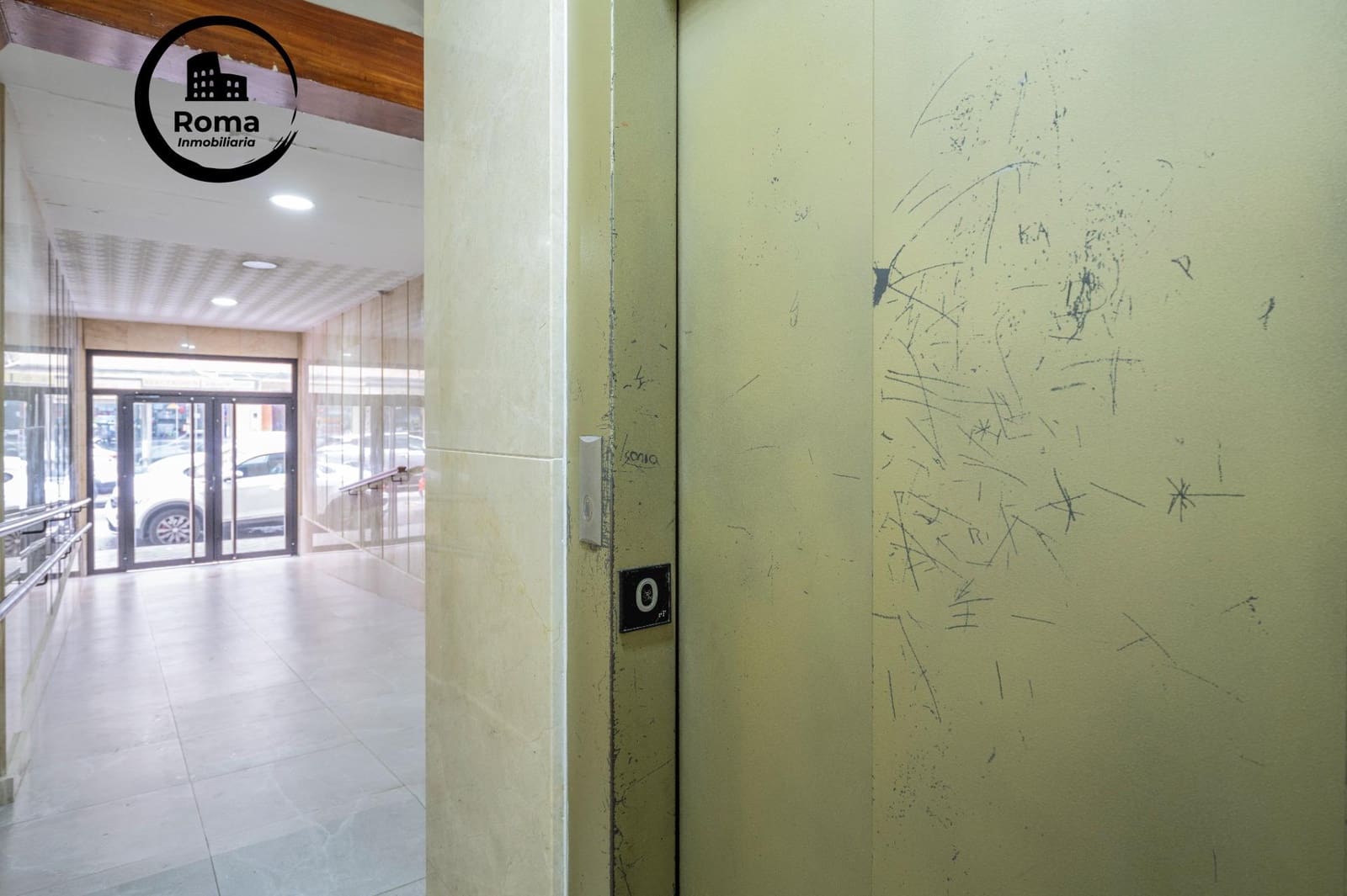 Piso de 3 habitaciones en Granada ciudad en venta - 198.000 € (Ref: 9652150)