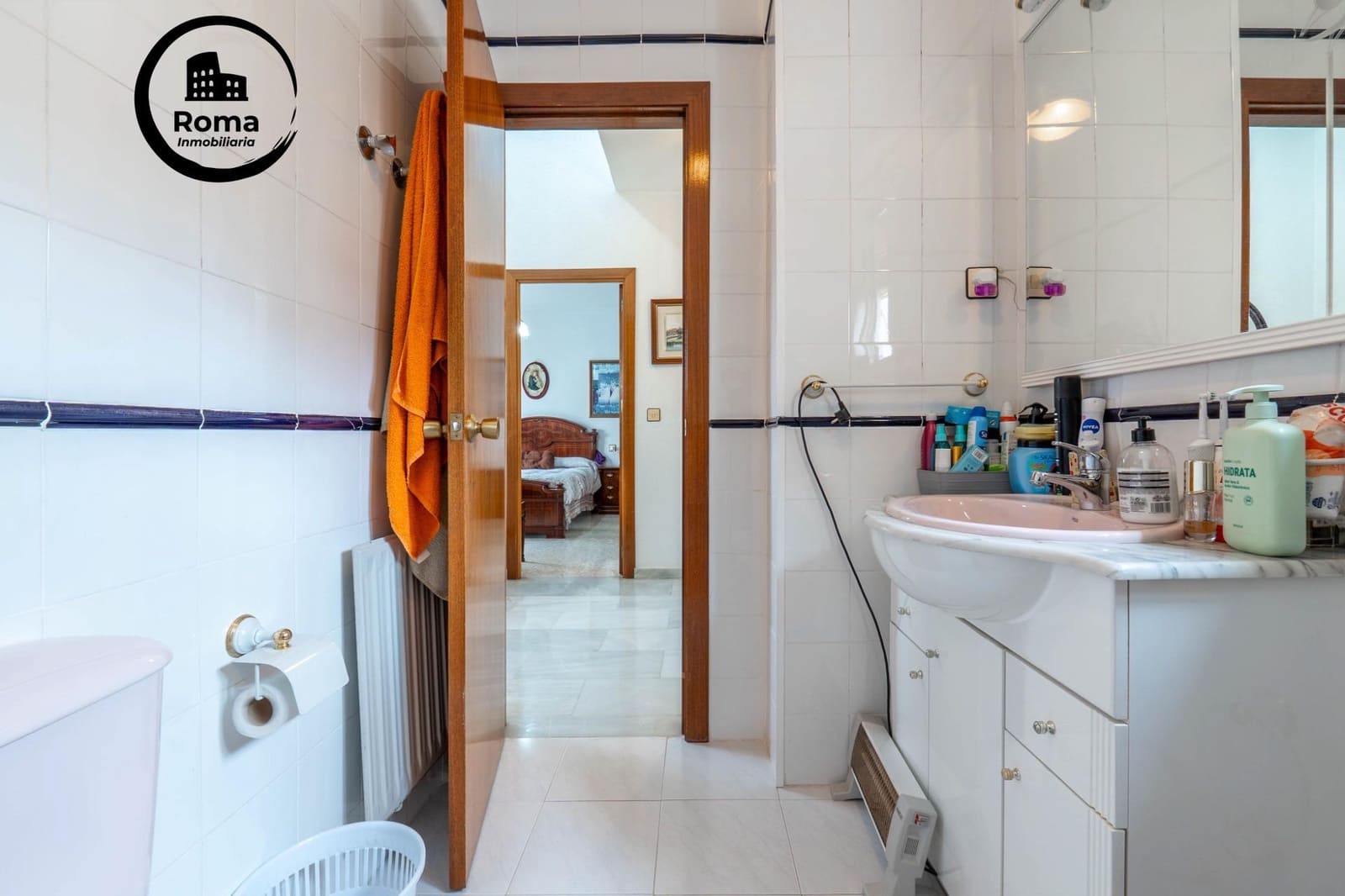 4 chambre Villa/Maison Mitoyenne à vendre à Santa Fe avec garage - 220 000 € (Ref: 9652151)