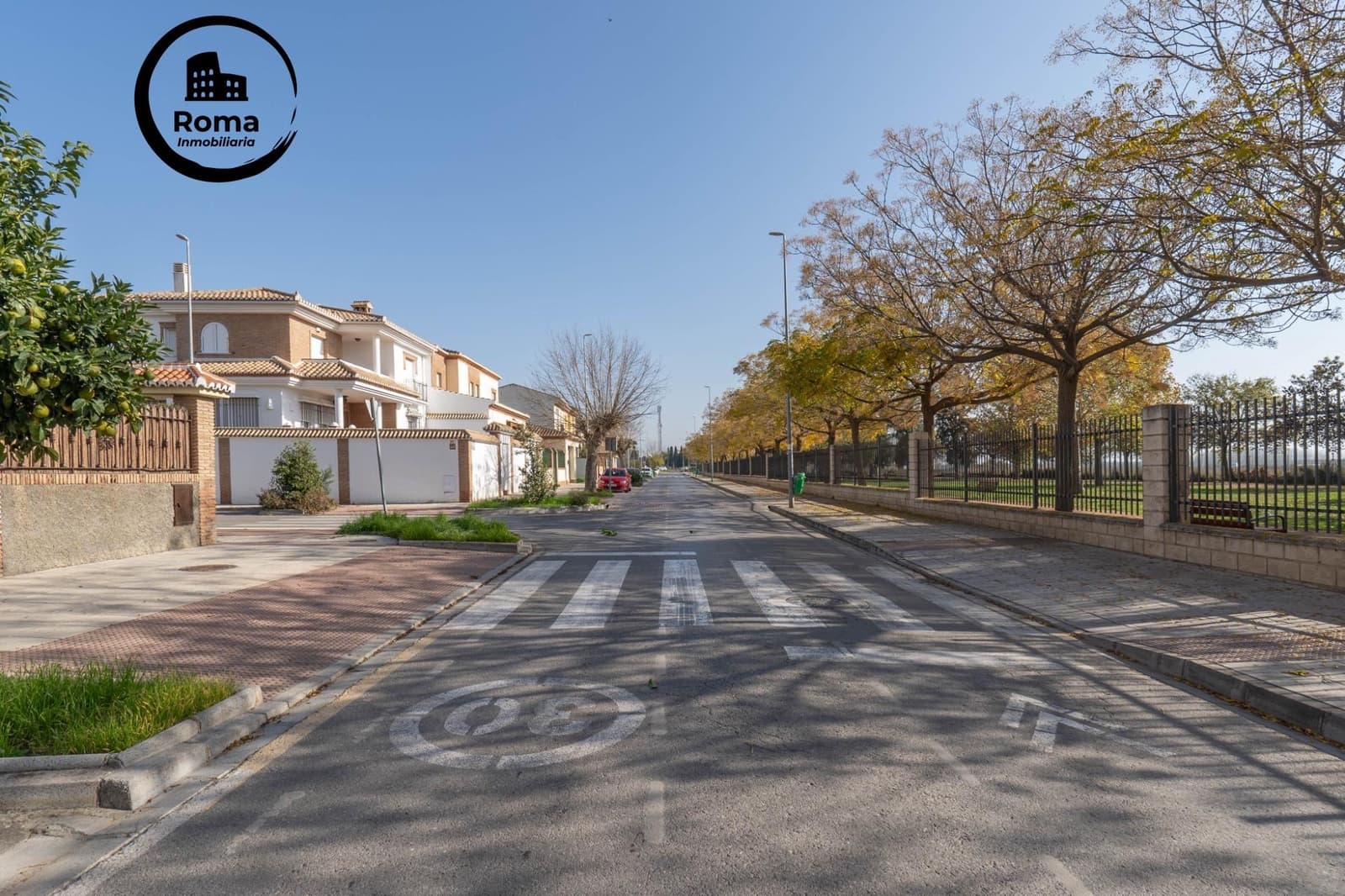 5 slaapkamer Villa te koop in Santa Fe met zwembad garage - € 450.000 (Ref: 9652153)