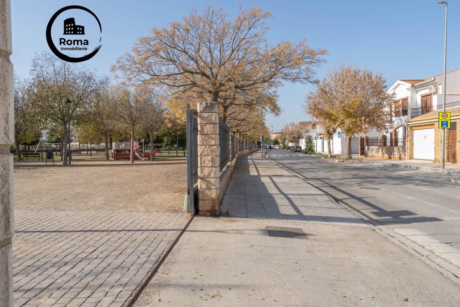 5 slaapkamer Villa te koop in Santa Fe met zwembad garage - € 450.000 (Ref: 9652153)