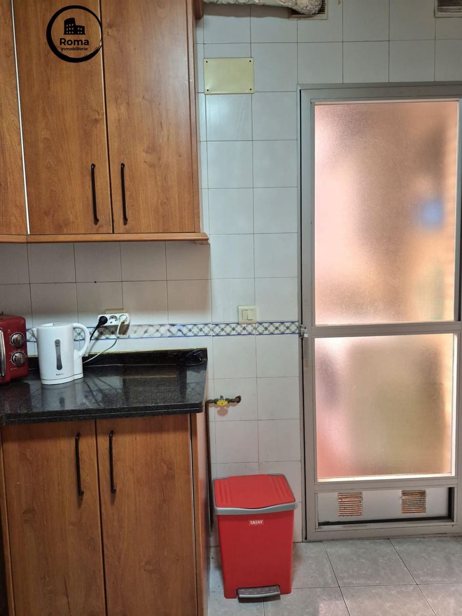 4 soverom Leilighet til salgs i Granada by med garasje - € 218 000 (Ref: 9656211)