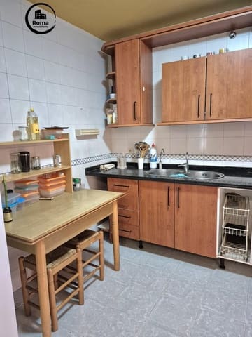 4 soverom Leilighet til salgs i Granada by med garasje - € 218 000 (Ref: 9656211)